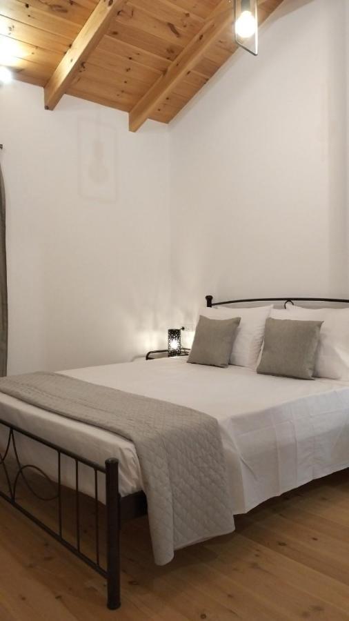 Vikou House Villa Yírion Eksteriør bilde