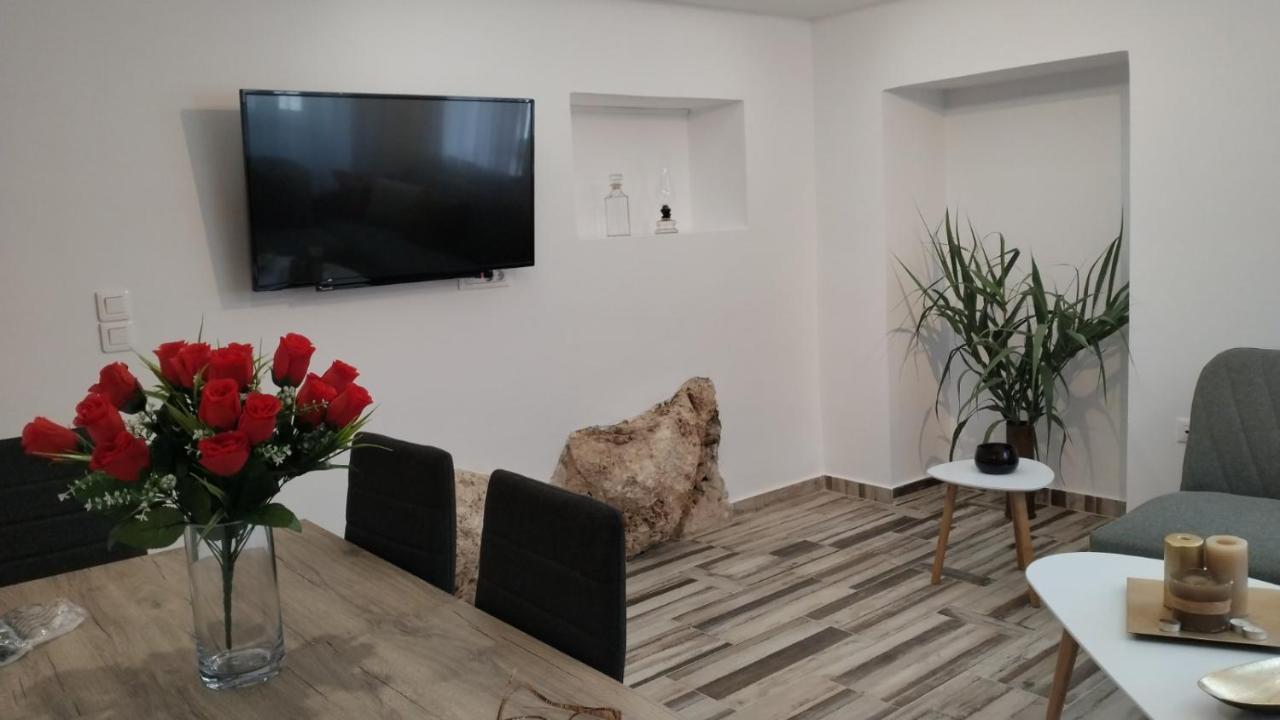 Vikou House Villa Yírion Eksteriør bilde