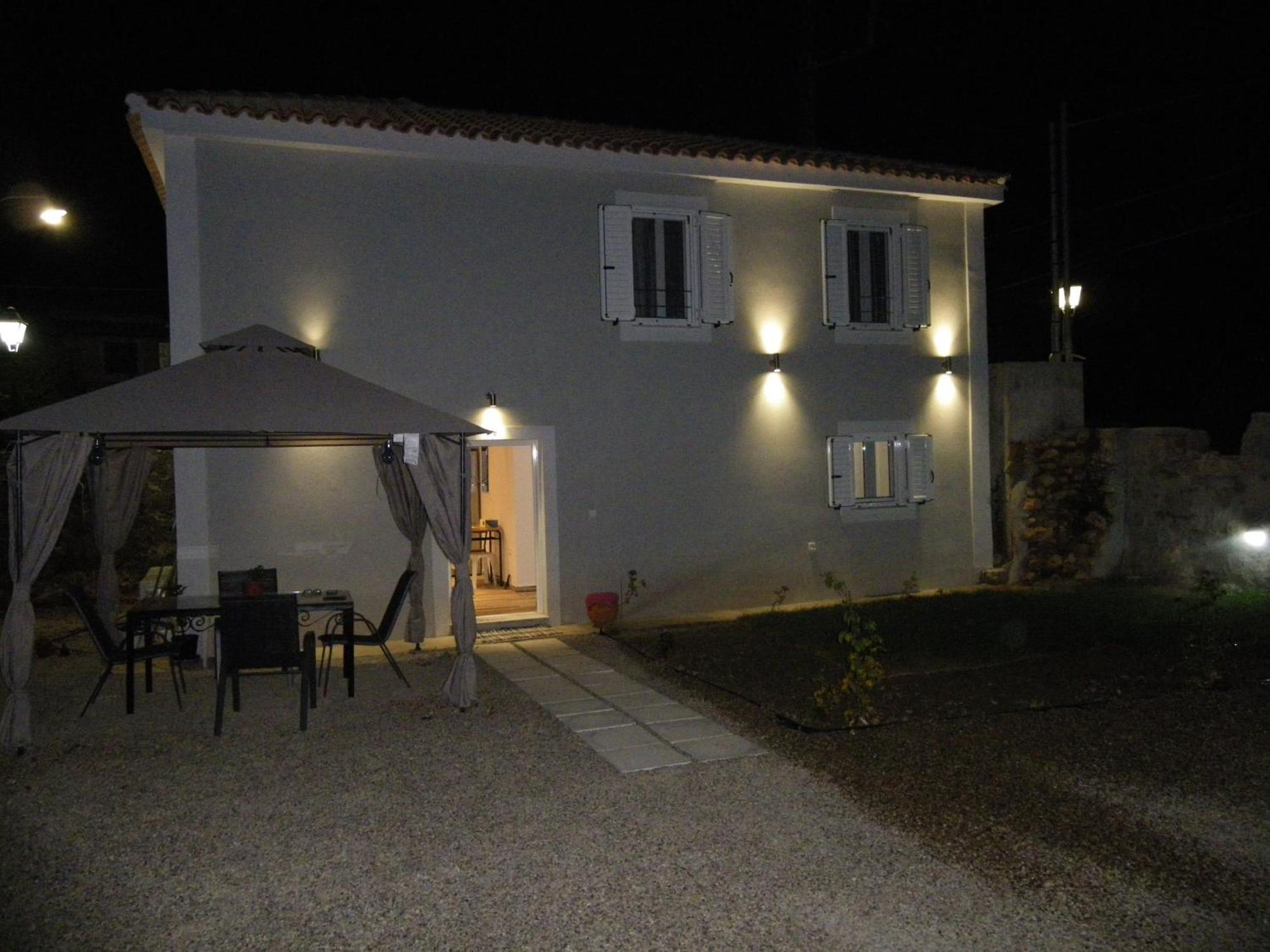 Vikou House Villa Yírion Eksteriør bilde